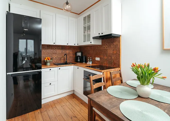 Miedziana - Z Balkonem, Miejscem Do Pracy, Wi-fi - - Fair Apartman *