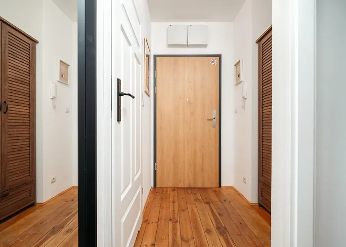 Apartment Miedziana - Z Balkonem, Miejscem Do Pracy, Wi-fi - - Fair